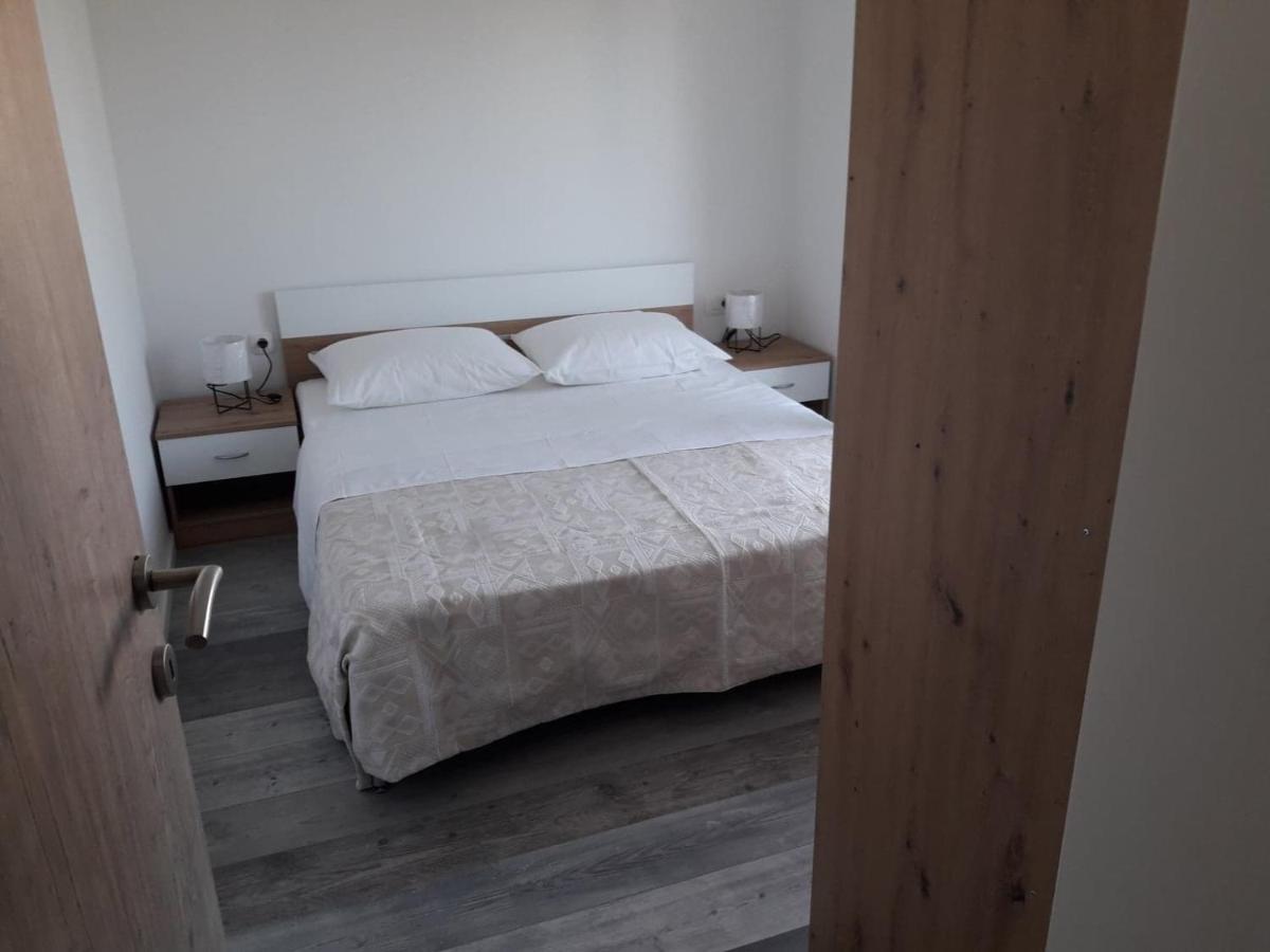 Apartman Sandra ヴォディツェ エクステリア 写真
